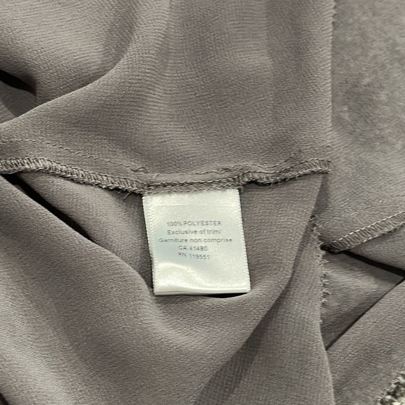 Gray Flowy Blouse - Picture 6 of 6